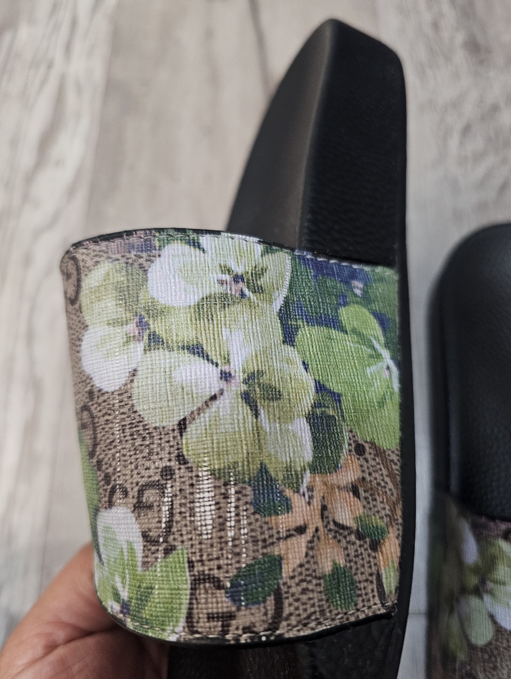 Gucci Floral Slide Sandals - Picture 7 of 9